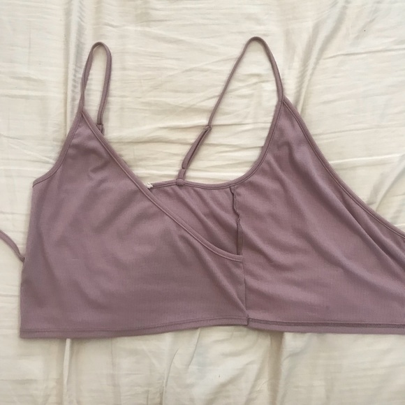 ❌SOLD❌ Wrap crop top - Picture 6 of 7